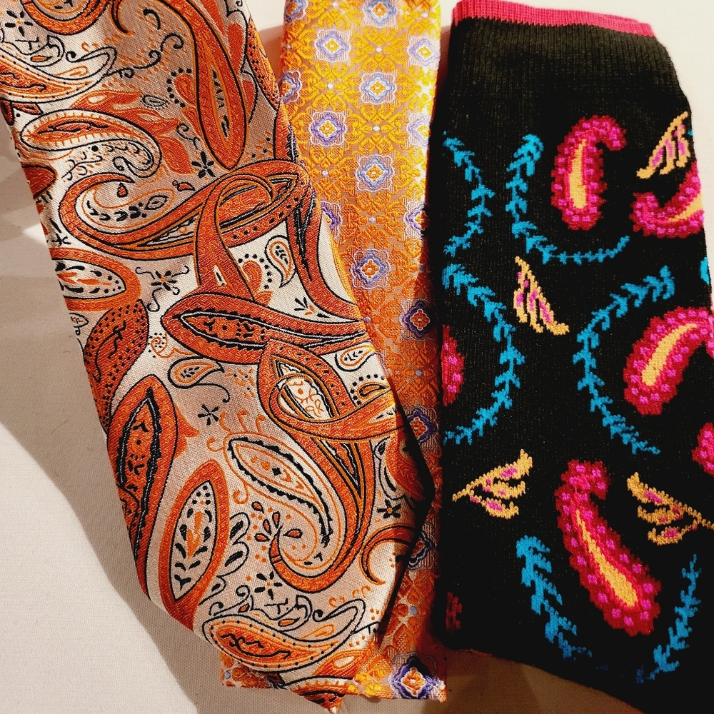 Necktie set and socks